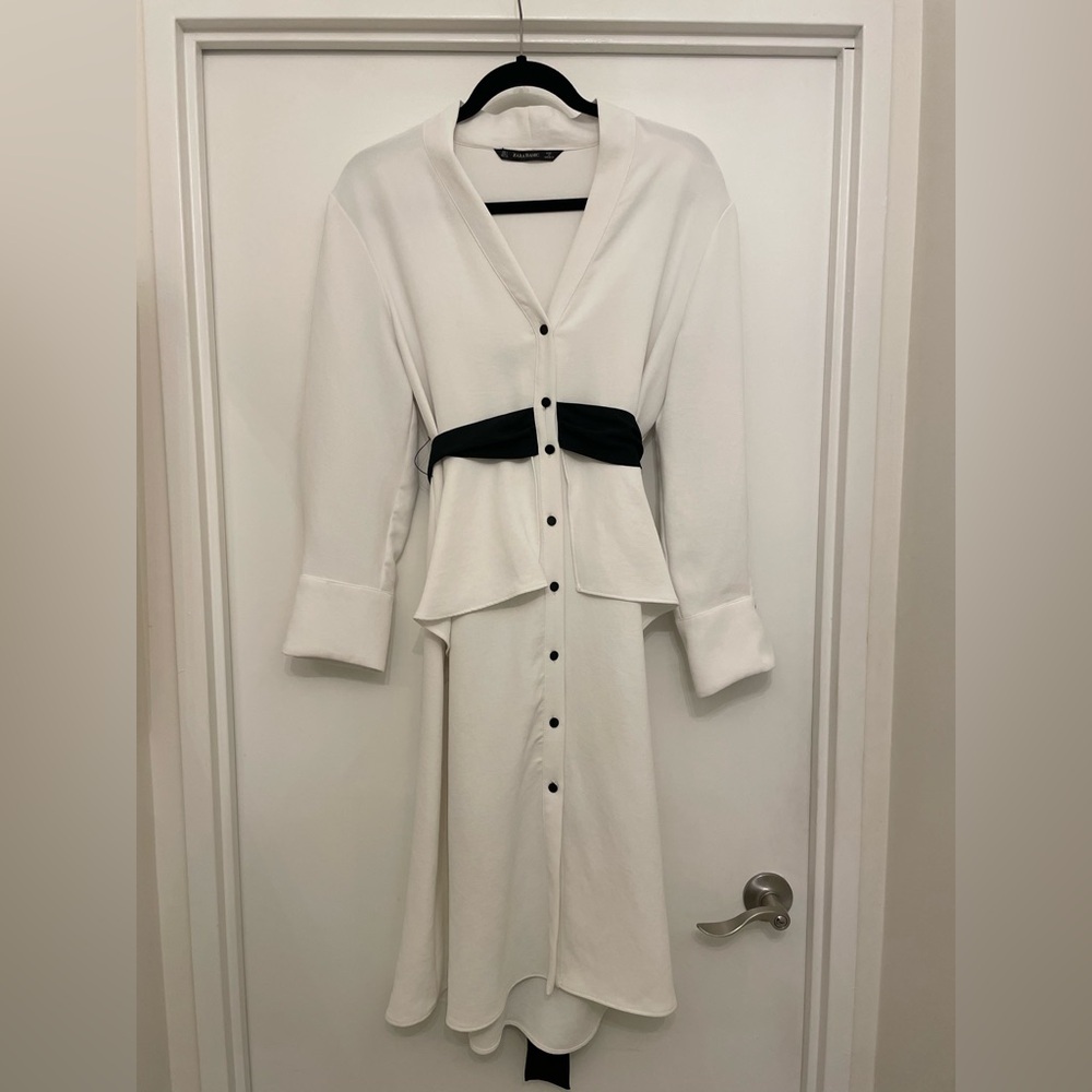 Zara Elegant White Button-Down Dress - Size Large